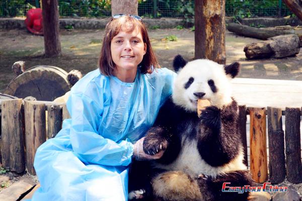 Panda tour with Easy Tour China