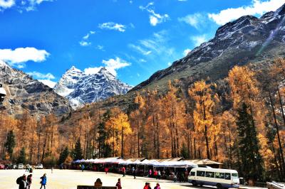 Siguniang Mountain Hiking Tour from Chengdu