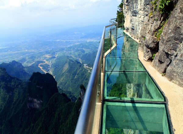 Tianmen Mountain Glass walkway