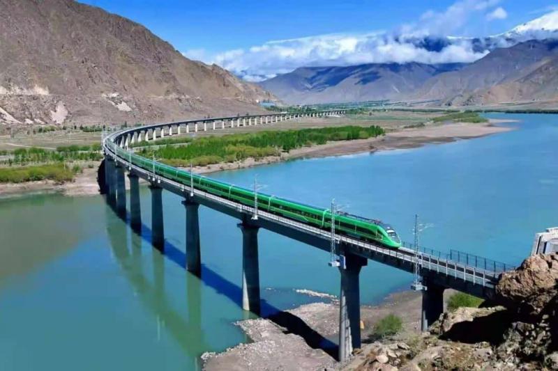 Tibet Railway Cross the Yarlung Tsangpo River