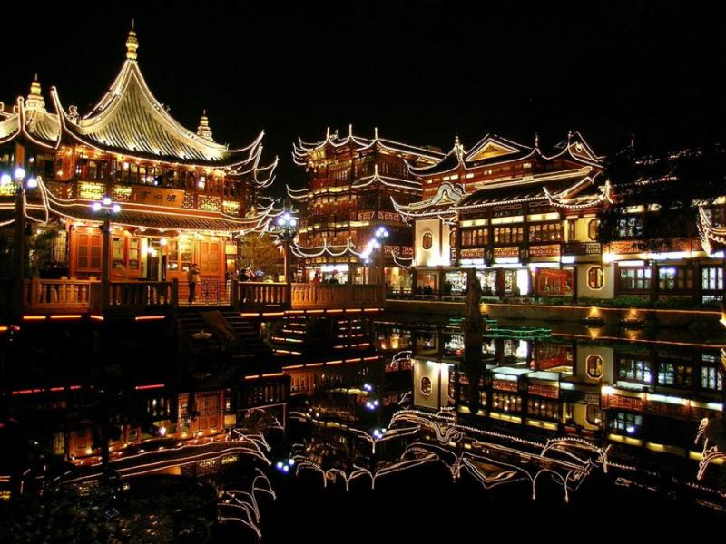 Chenghuang Temple night market